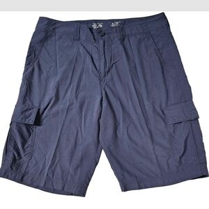 Mountain Hardwear Blue Casual Performance Hiking Cargo Shorts Men’s Size 33/43
